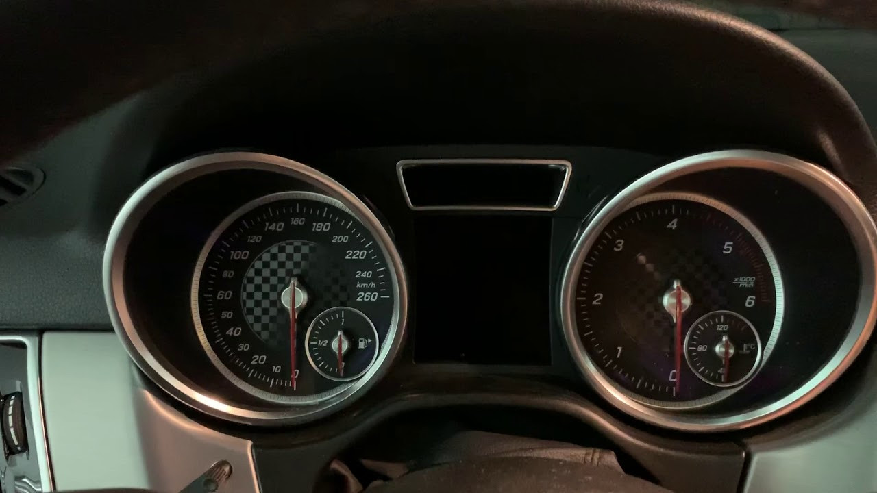 Active Instrument Cluster AMG Menu displaying performance data
